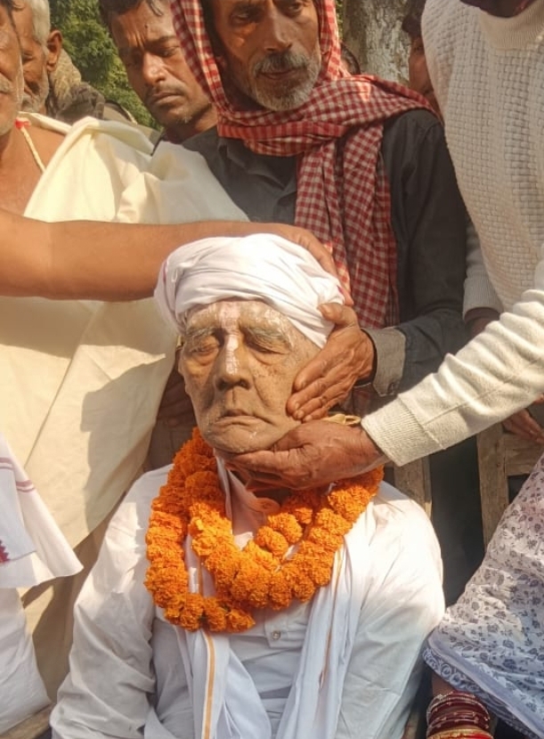 भदय बाबा स्थान के सेवक पारो महंत ब्रह्मलीन